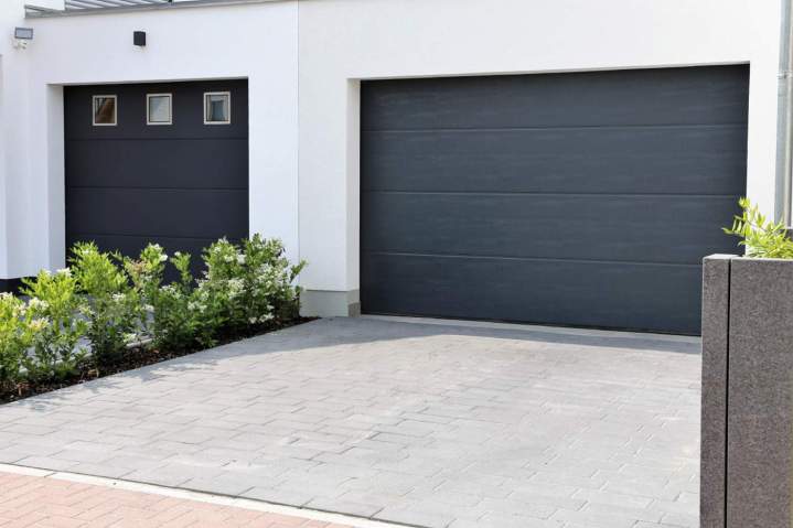 Installation de porte de garage solide Annemase